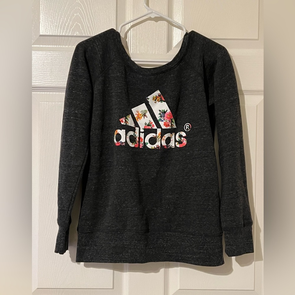 Women’s M floral Adidas sweatshirt